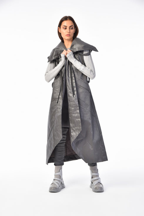 Long Jacket With Multi-Pockets On The Collar