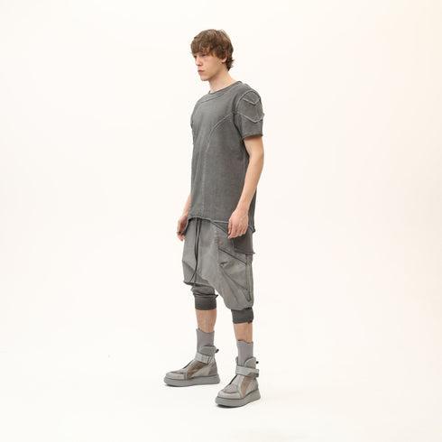 Men’s Multi-Pleated Capri Trousers with Piped Skirted Pockets