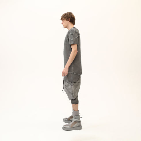 Men’s Multi-Pleated Capri Trousers with Piped Skirted Pockets