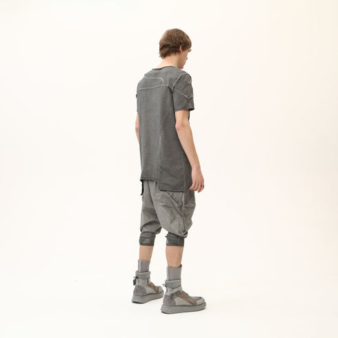 Men’s Multi-Pleated Capri Trousers with Piped Skirted Pockets