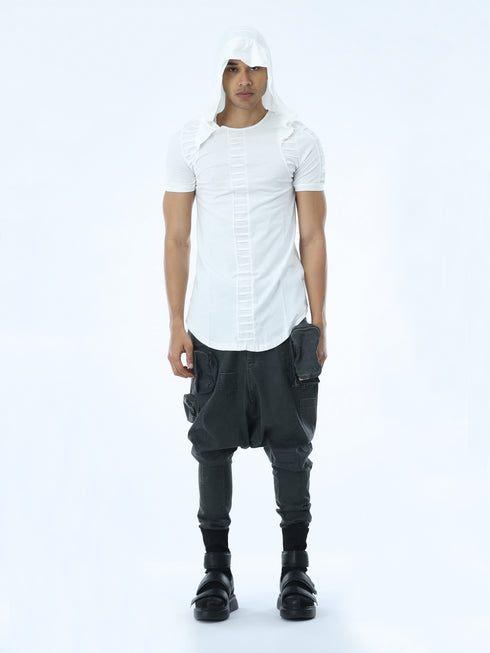 Front view of men’s white hooded multi-pleated T-shirt with short sleeves and sharp avant-garde streetwear look.