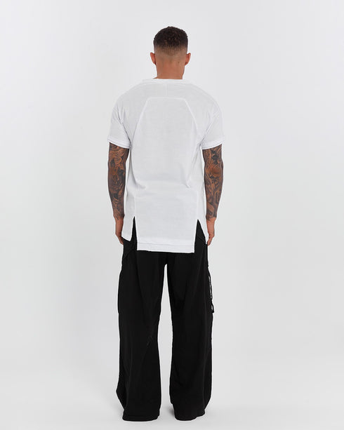 Junus Coban Raw-Collar Kangaroo Pocket T-Shirt White
