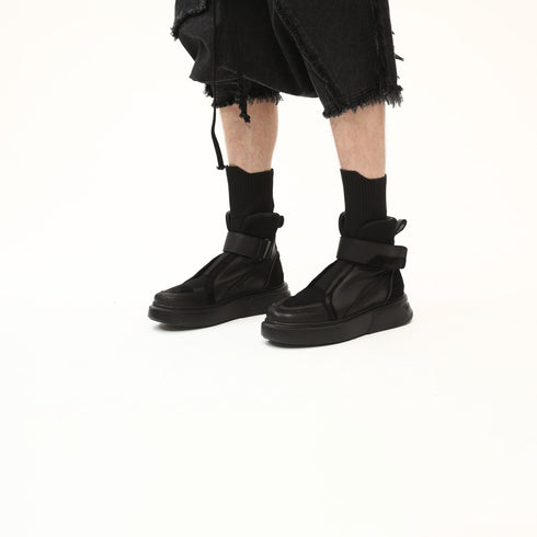 Junus Coban Raw-Seam Slit-Hem T-Shirt Black