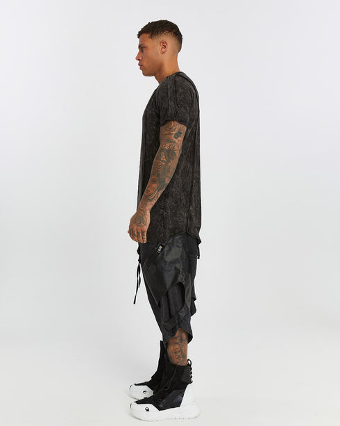 Men's Raw Seam T-shirt in Acid Black side view with longline silhouette